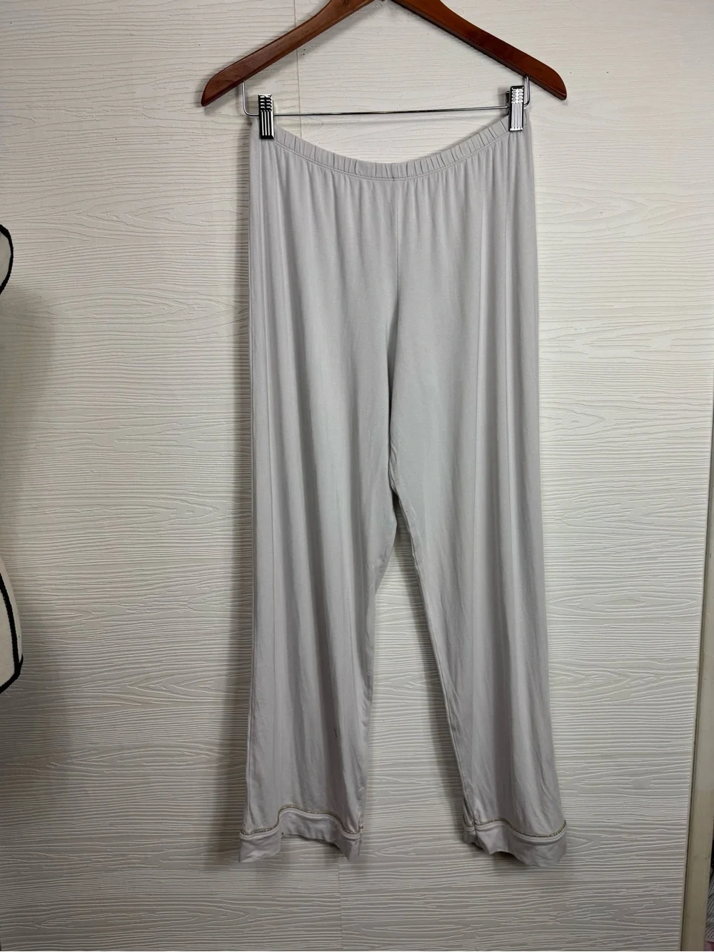 Eberjey White with gold trim Two-Piece Pajama Set Medium